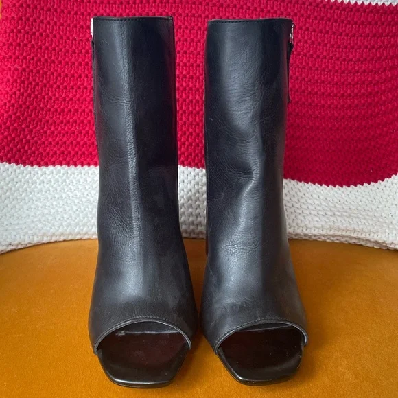 Topshop “Home” Black Cutout Leather Booties - Size 38 - Picture 2 of 5
